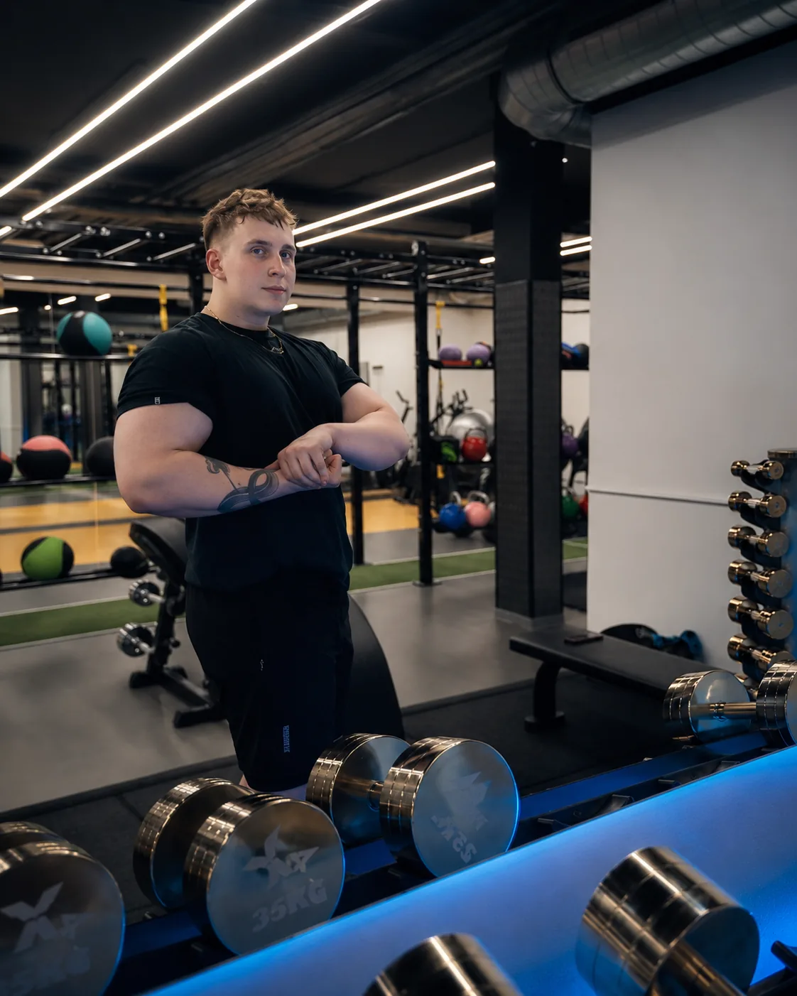 Osobní trenér v gymu